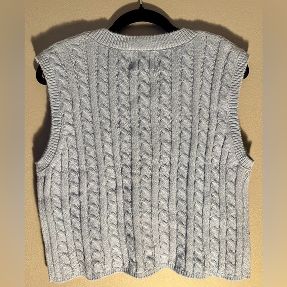 NWT Pink Rose Blue Button Down Knit Sweater Vest - women’s large - Picture 4 of 10